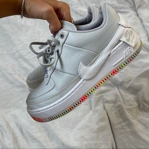 NIKE AIR FORCE ONE